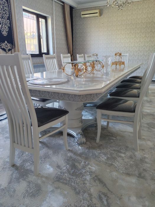 Стол стулиясымен сатылады