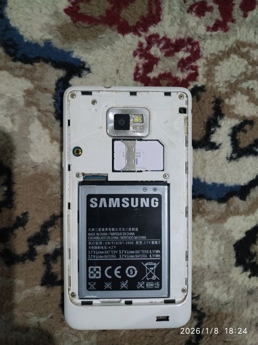 Samsung galaxy s2 sotiladi.