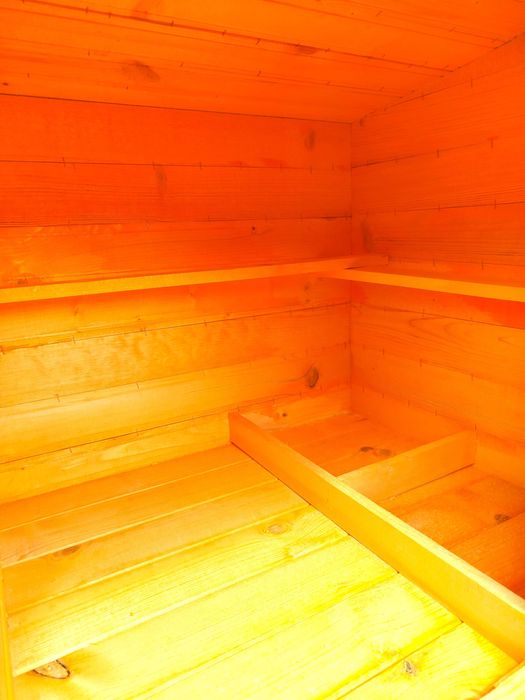 Кокошарник, Дървена клетка за пилета, Къща за пернати