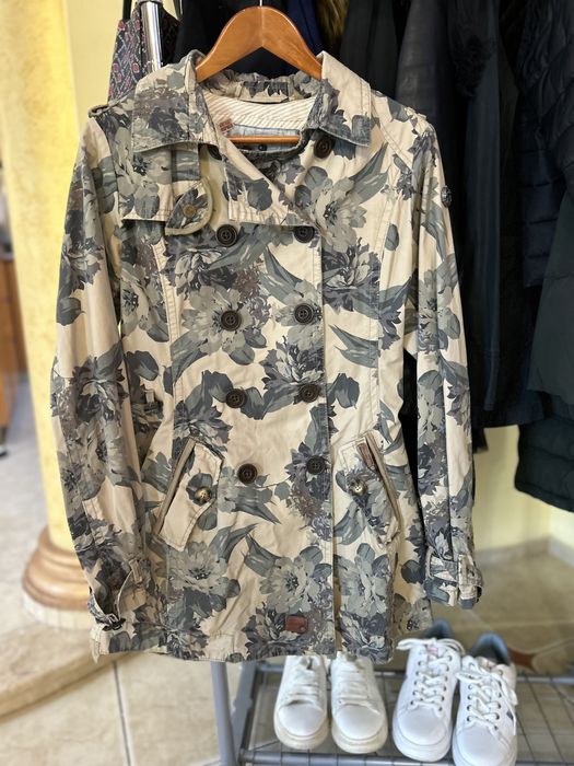 Разпродажба на много якета и палта Us Polo, Zara,Levis