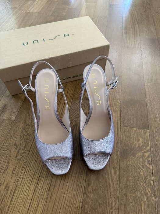 Sandale superbe Unisa