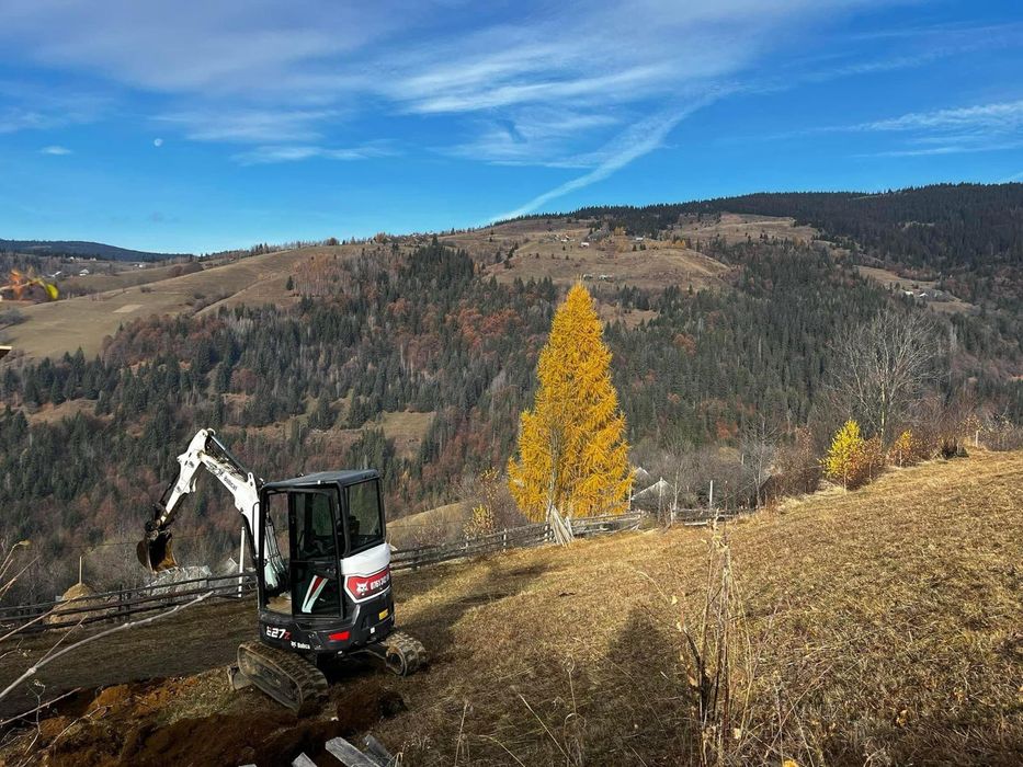 miniexcavator-excavator de inchiriat și basculabila