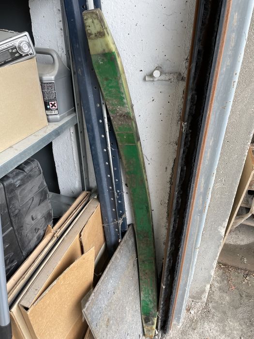 Продавам ресор за mercedes sprinter 906 318cdi