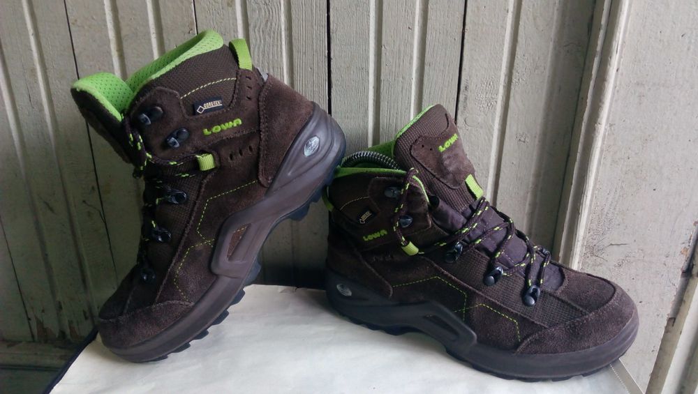 ''Lowa Kody III Gore-Tex''оригинални туристически боти 35 номер