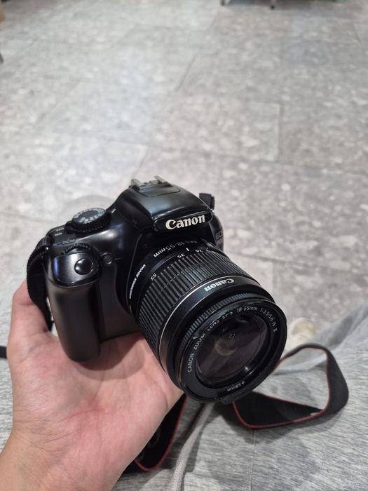 Canon EOS 1100D камера