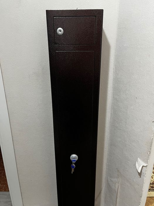 Продам сейф новый