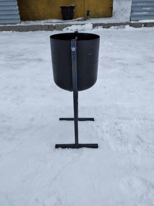 Продам уличную новую урну