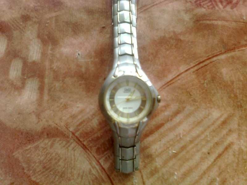 Ръчен часовник за части