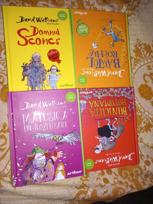 4 carti ediția funnygreen toate la 80 de lei