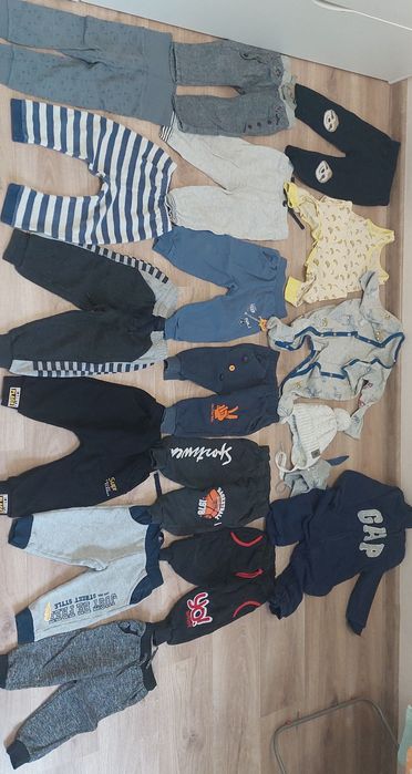 Продам детские вещи