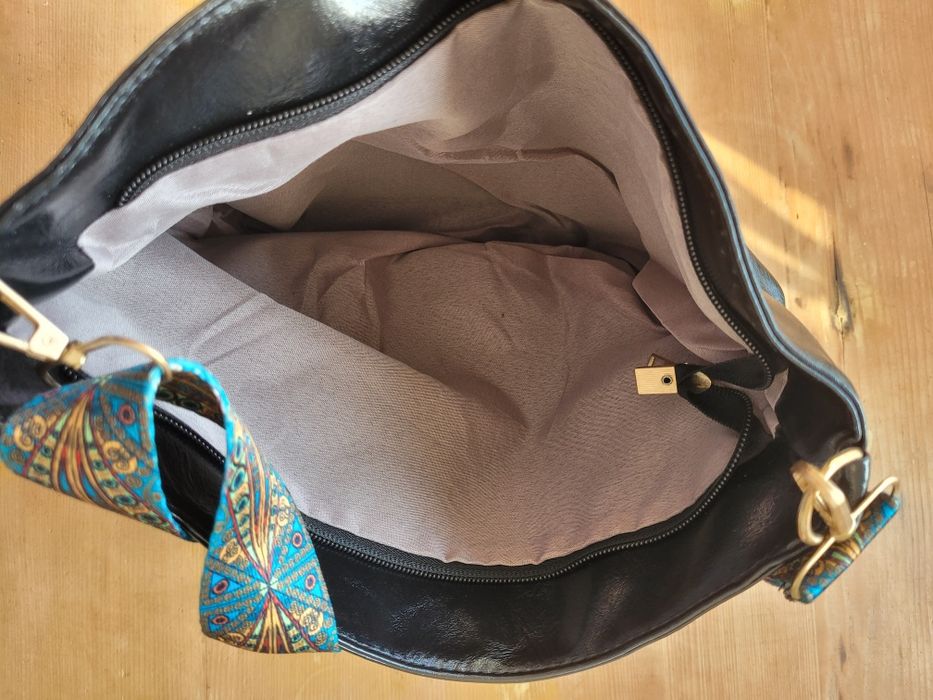 Geanta neagra de dama