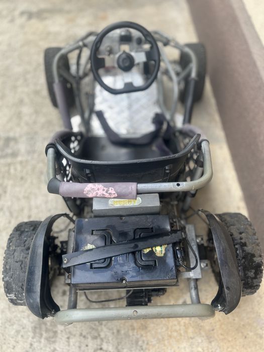 Vand buggy Hect electric de copii intre 8-10 ani