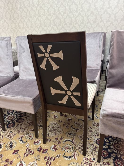 Срочно. Стол, стулья сатылады. Малайзия