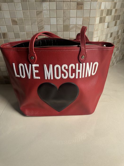 Poseta Love Moschino folosit de cateva ori