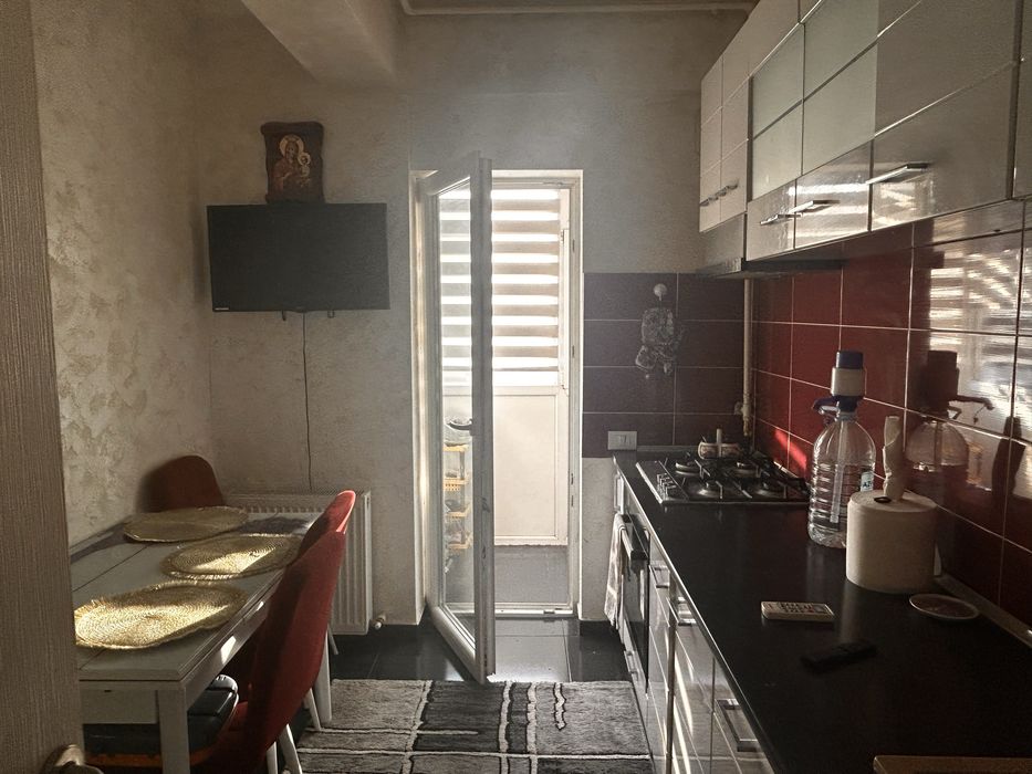 Proprietar 2 camere mobilat utilat