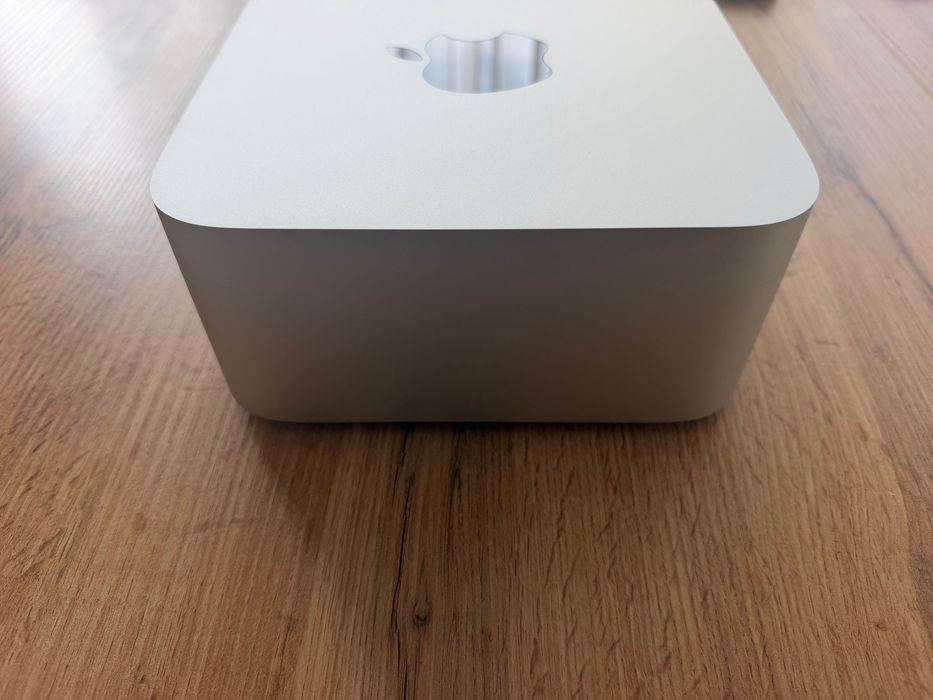 Mac Studio M1 ULTRA 20-CPU/48-GPU/128GB RAM/ 1TB SSD
