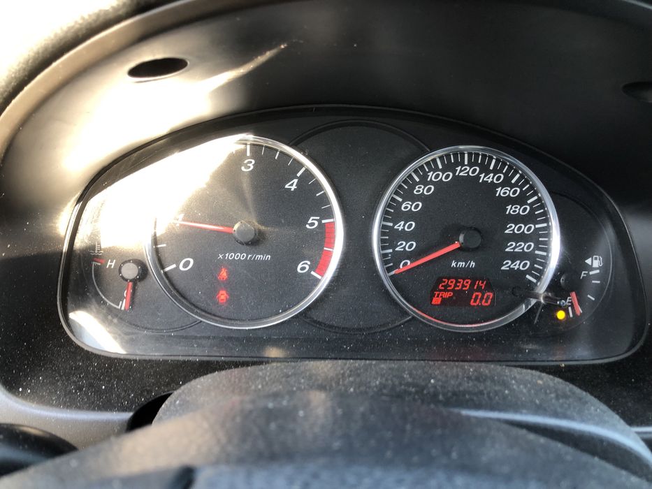 Километраж табло Мазда 6