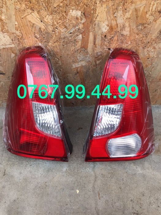 Lampa Stop Tripla DREAPTA NOUA Dacia Logan 2004-2008 semnal ALB