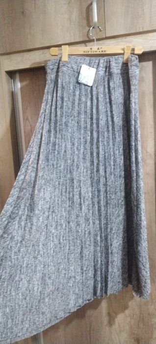 Итальянский юбка сотилади.