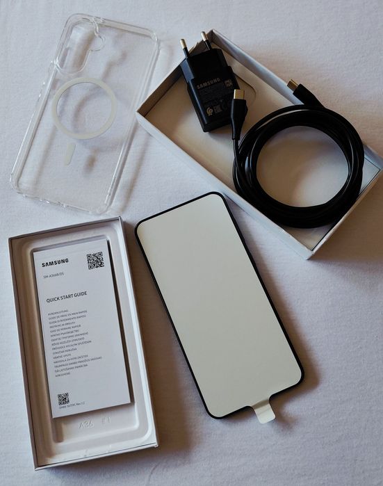 Samsung A36-5G de 256Gb.Dark-Black,nou!