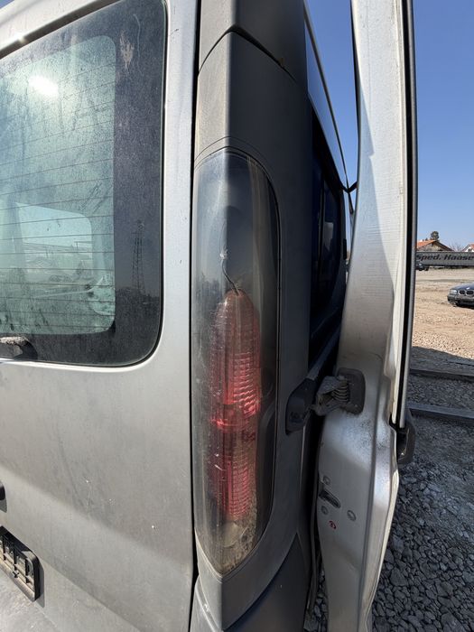 Opel Vivaro / Renault Trafic / Nissan Primastar – На части