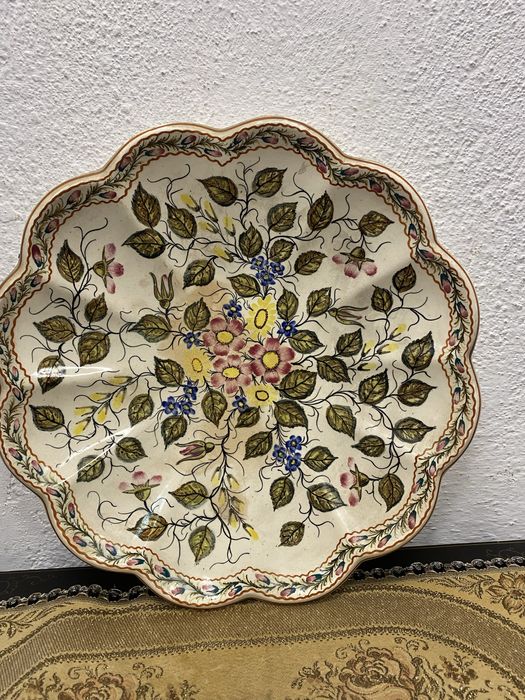 Старо италианско пано за стена от порцелан