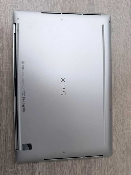 Dell XPS 16 9640, RTX 4060, Ultra 7 155H, 32GB RAM, 1TB NVME