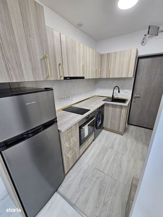 Garsoniera de vanzare metrou militari Iuliu Maniu langa West Gate prop