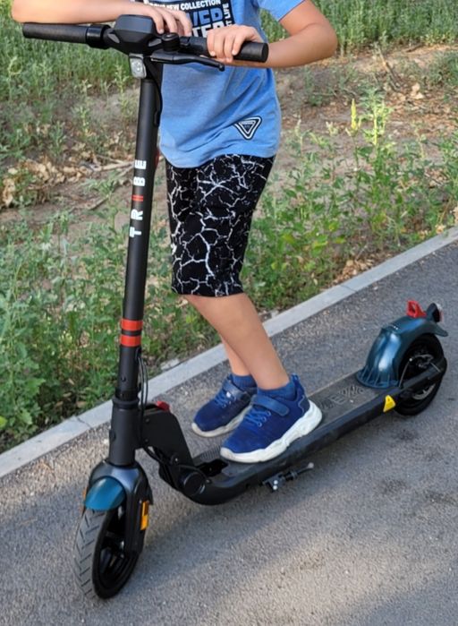 Продам электросамокат