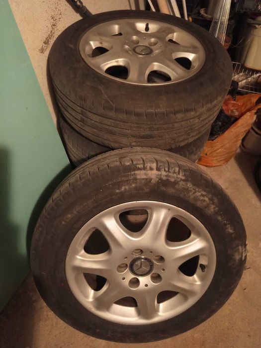 Гуми с джанти за мерцедес