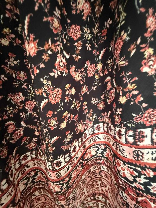 Bluza Bershka cu umerii lasati
