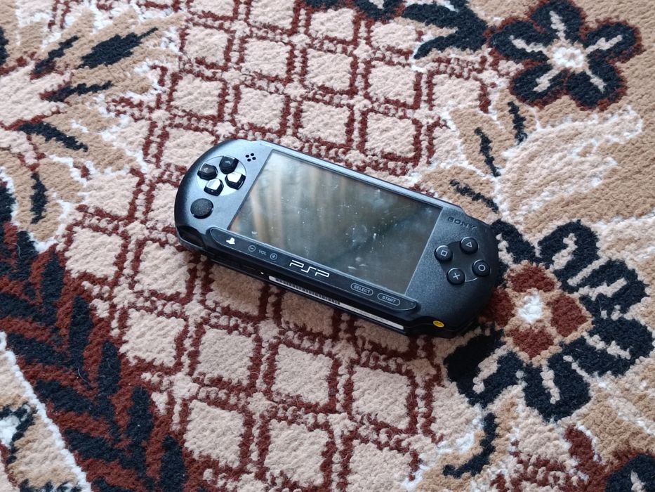 psp e1008 продам