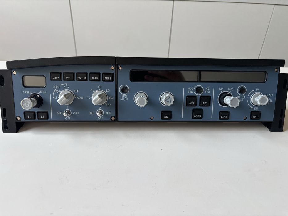 Airbus A320 панель автопилота