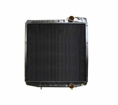 Radiator racire apa / piese de schimb pentru tractoare Case 1200 / 2000 / 2200 / 23 / 24 / 26 / 30 / 3000 / 33 / 34 / 40 / 4000 / 43 / 44 / 45 / 46 /