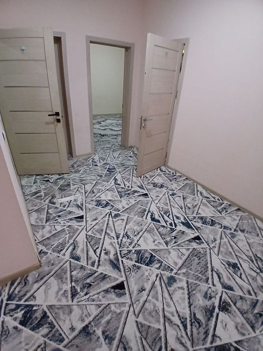 Сдаётся 2х комнатная квартира. Ижарага 2 хонали уй берилади.