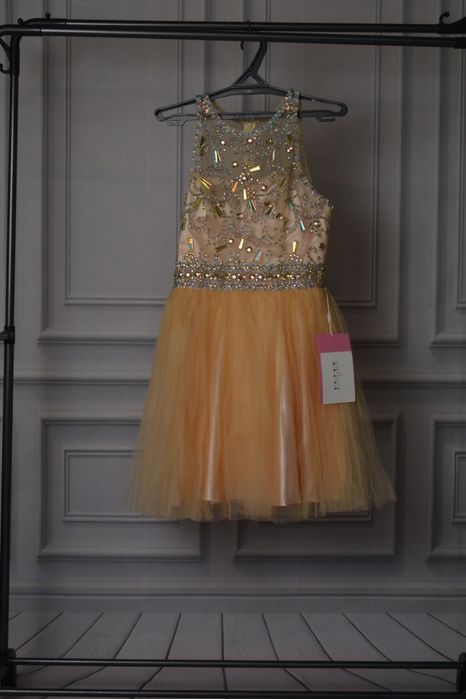 Прокат платьев в Костснае