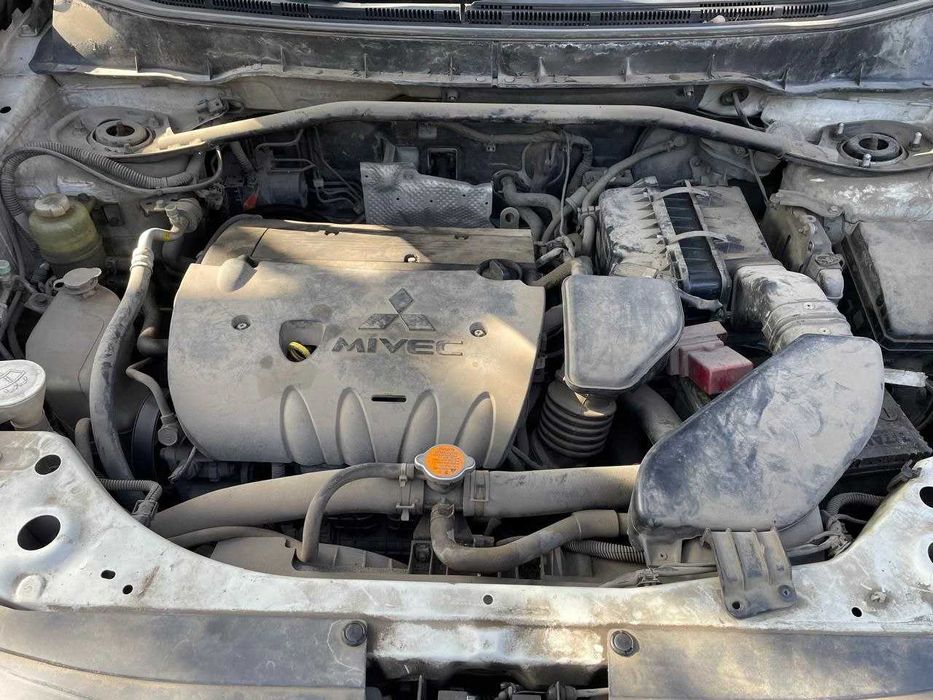 Продам машину Mitsubishi Outlander