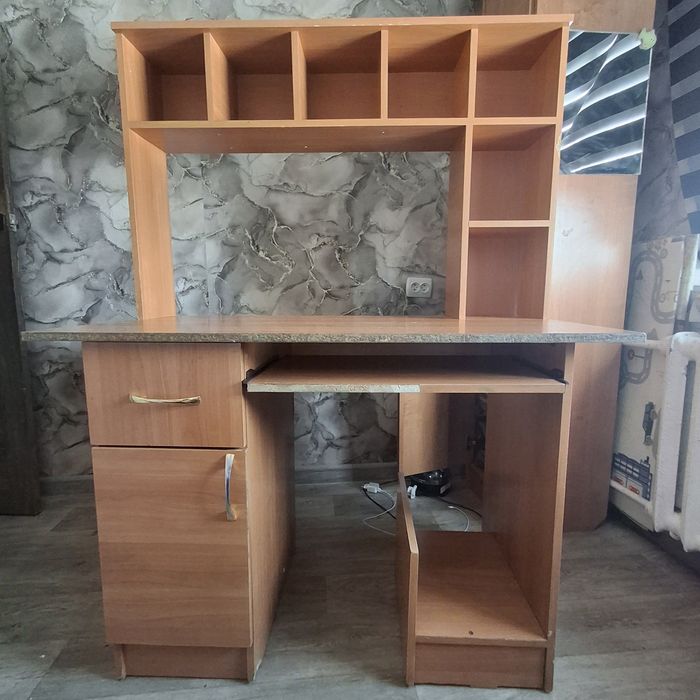 Компьтерный стол