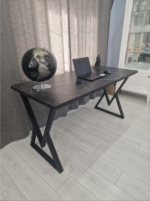 Стол письменный Loft