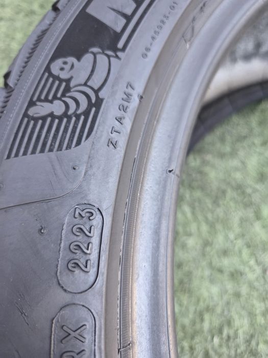 225 45 18 Michelin