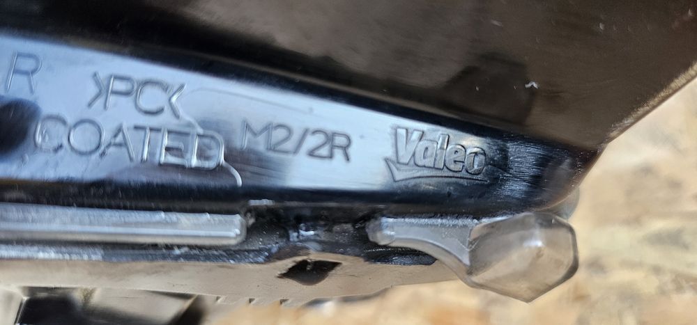 Far/Faruri Golf 7/Passat B7 / Audi A4 B8 Originale Valeo/ HELLA/Audi cu toate Becurile incluse Prețul per Set scris  în cuprinsul anunțului