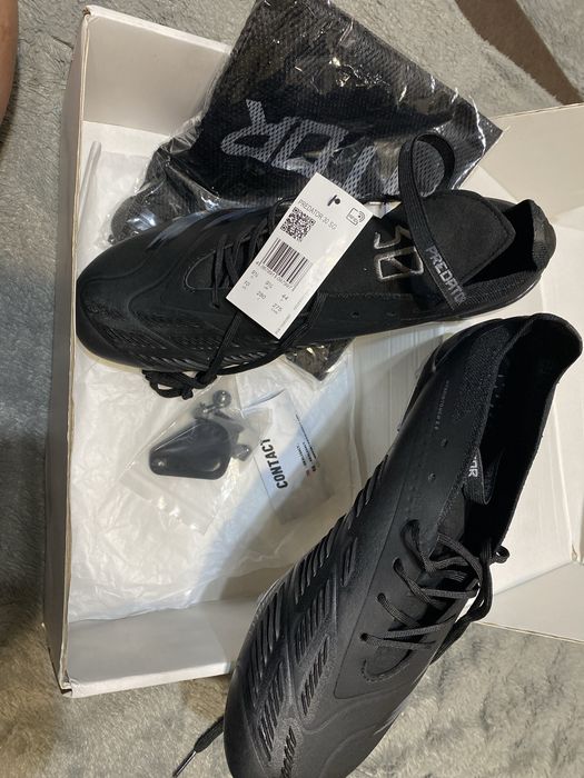 Ghete Adidas  Predator noi