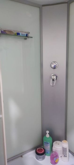 Продам душевую кабину