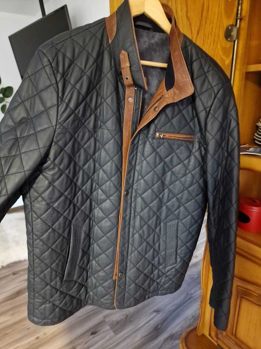 Scurta eleganta din piele