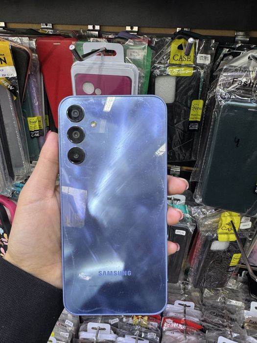 Самсунг А15 с коробкой