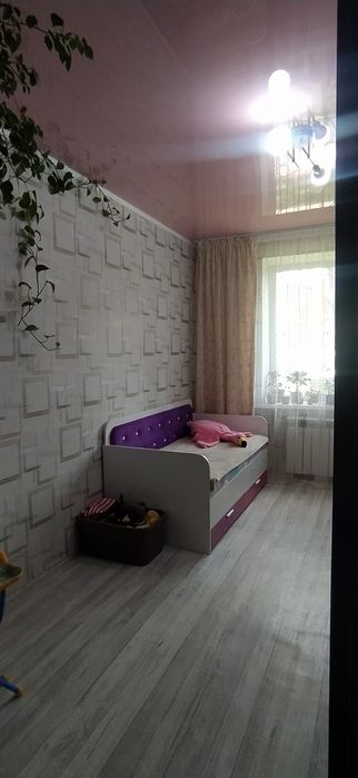 Продам трёхкомнатную квартиру