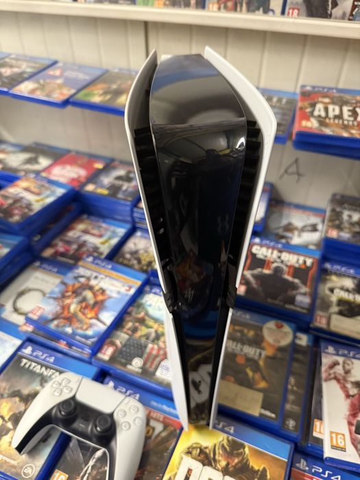 PlayStation 5 Pro impecabil, complet, accept schimb PS5 / PS4