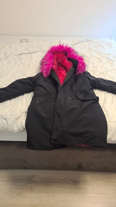 Продам парку новая