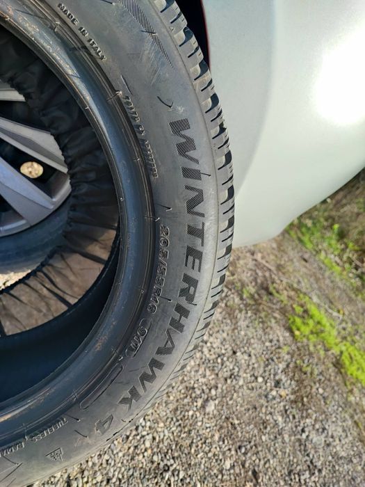 Продавам гуми firestone 205 55 16 dot 21