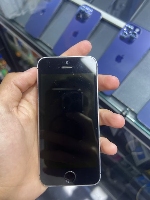 Apple iPhone 5 16 GB Black